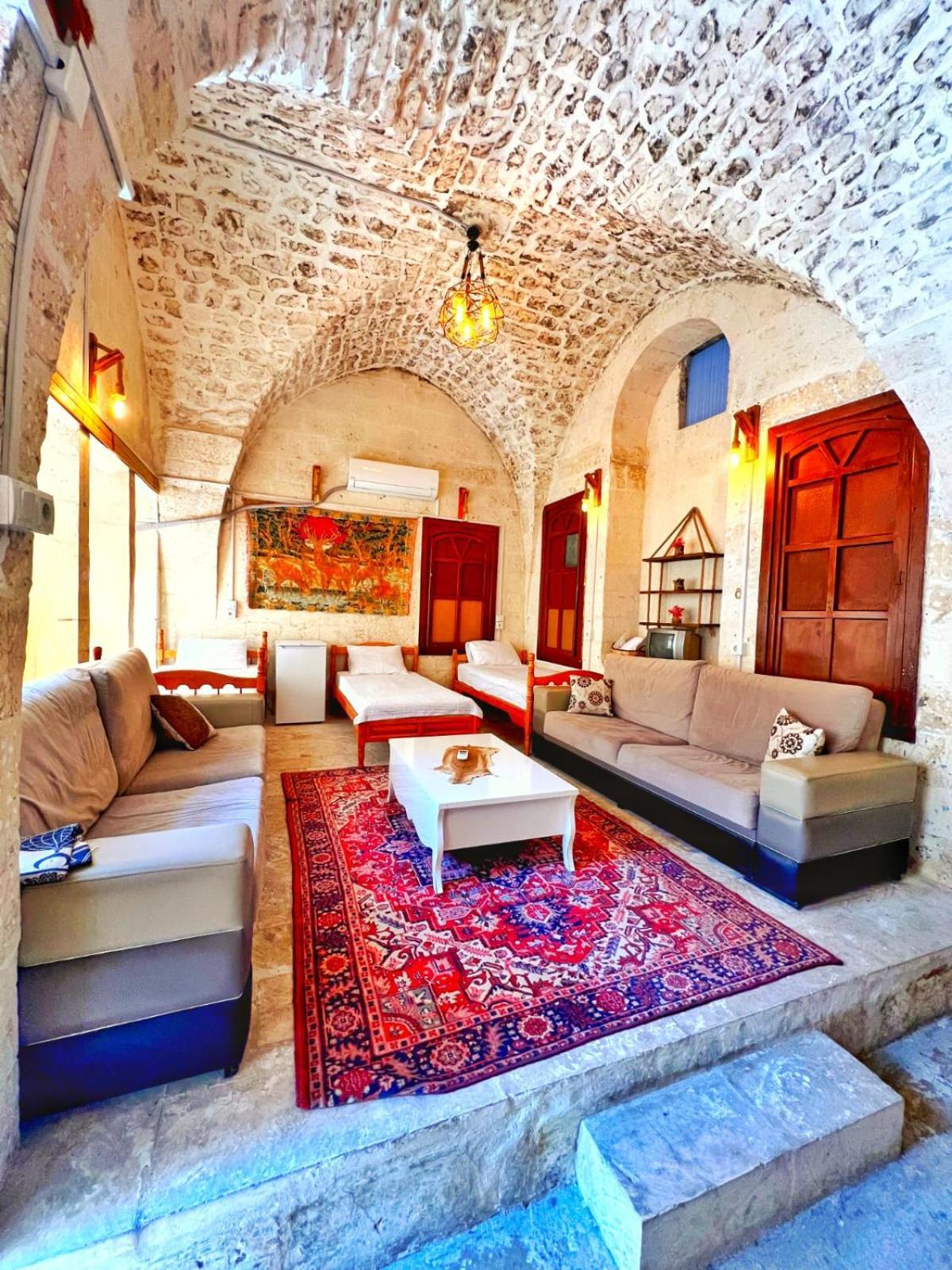 Taskiran Hotel Шанлыурфа Экстерьер фото